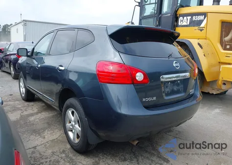 2013 Nissan Rogue S z USA, uszkodzony, nr VIN JN8AS5MV1DW633907